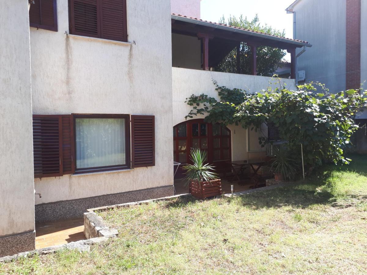 Apartamento Apartman studio Victoria Pula Exterior foto